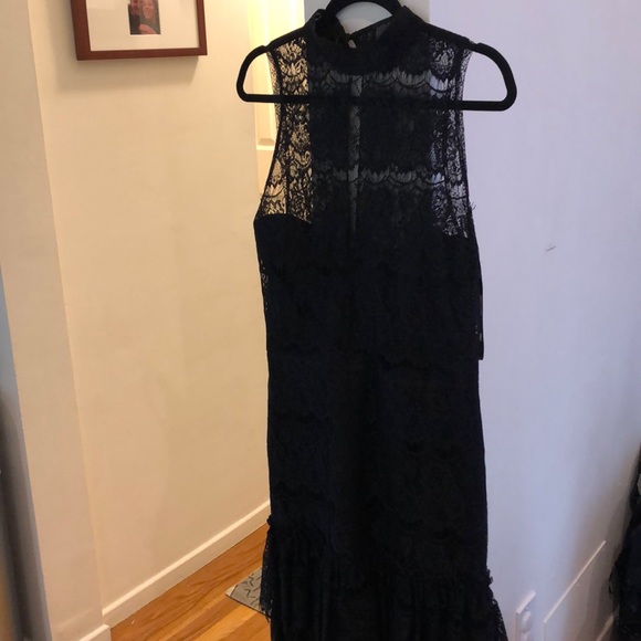 Black lace dress - Picture 3 of 6